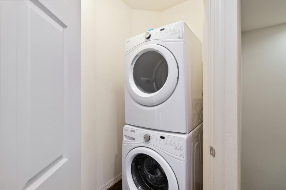 3207 Gold Ln #1 - Photo 5 of 27