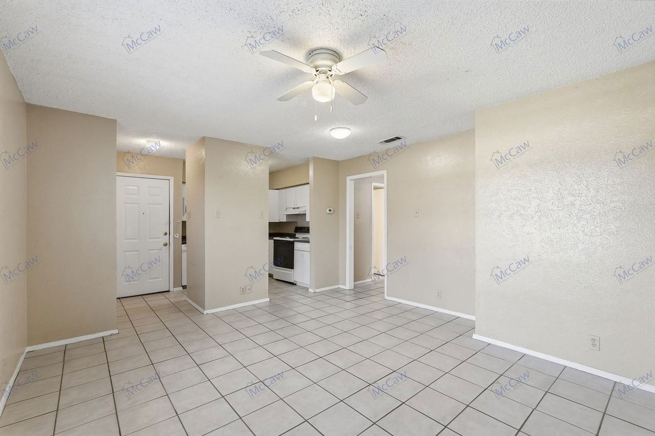 307 Cliff Dr - Photo 3 of 21