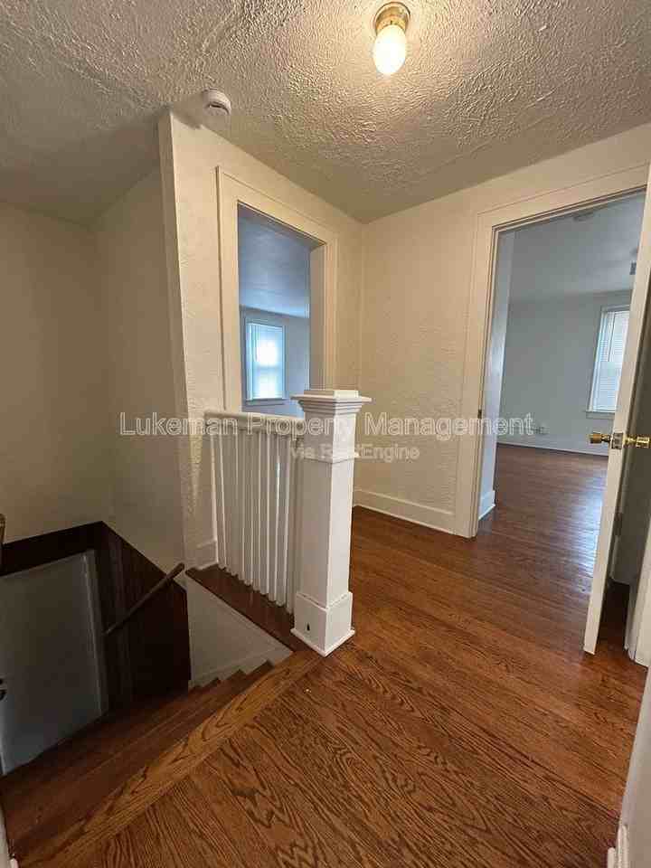 3013 Portage St #2 - Photo 5 of 11