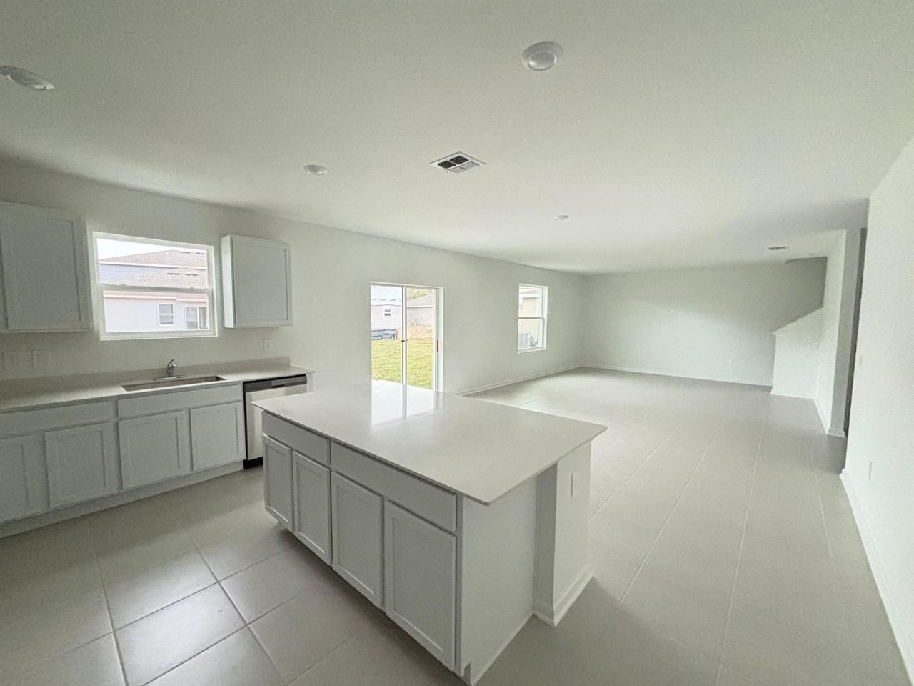 4657 Golden Knight Blvd - Photo 2 of 15