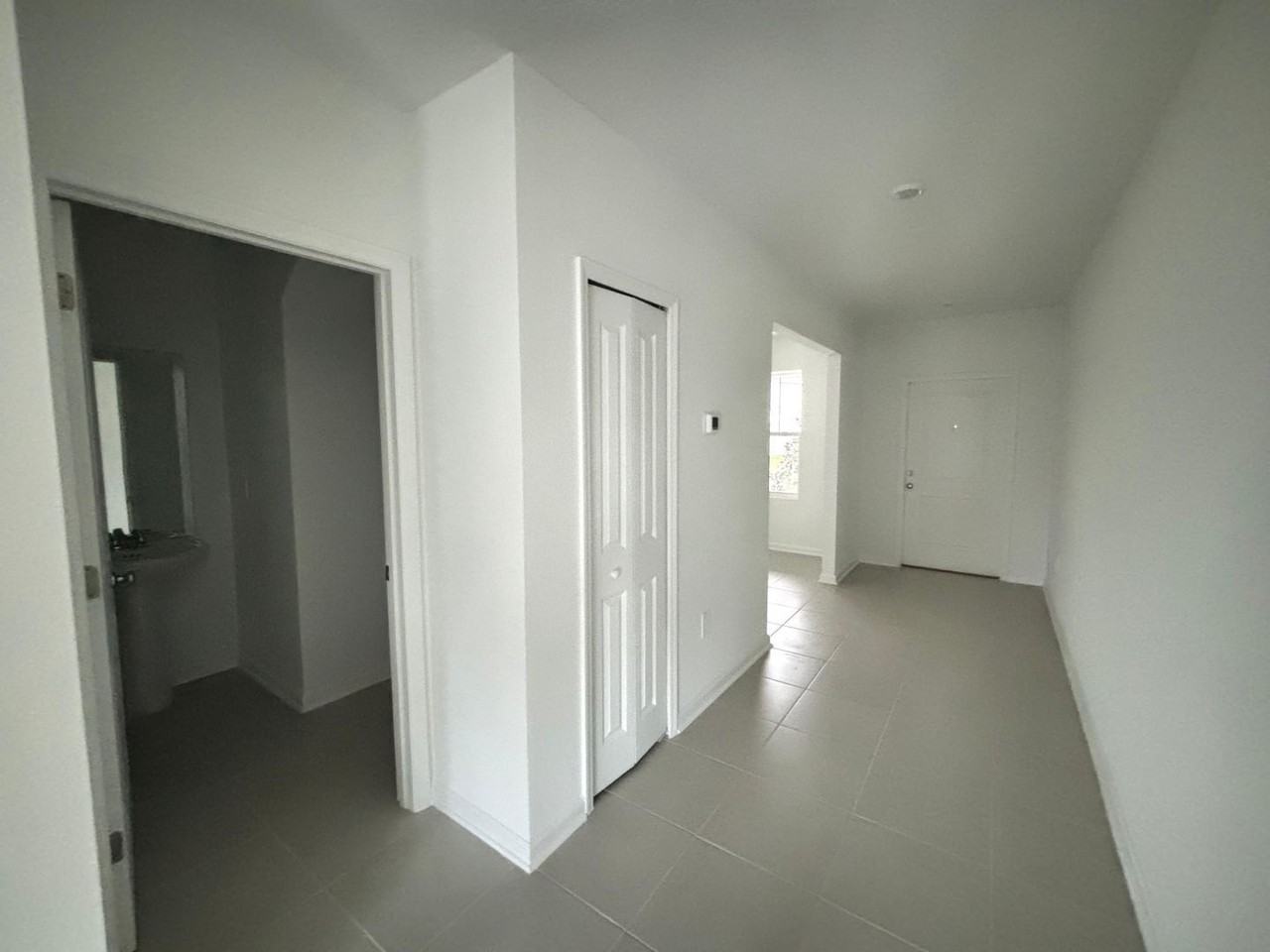 4657 Golden Knight Blvd - Photo 4 of 15