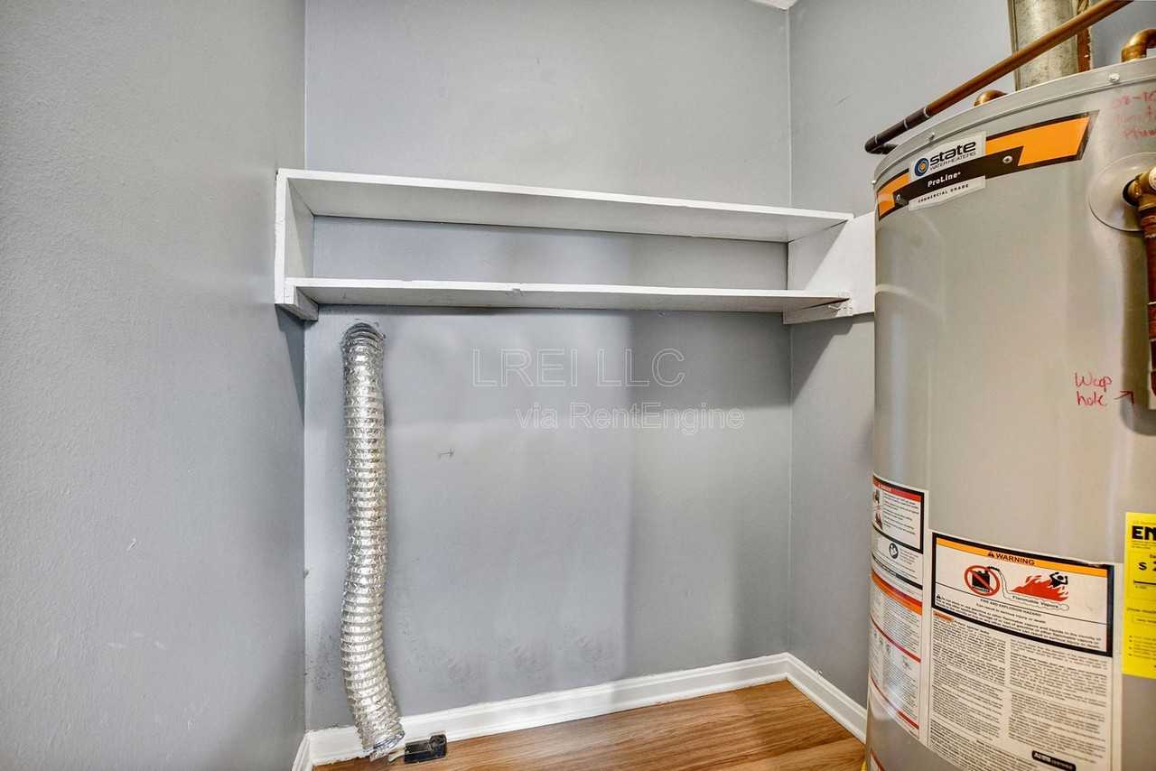 3206 Orchard Manor Cir #7 - Photo 5 of 11