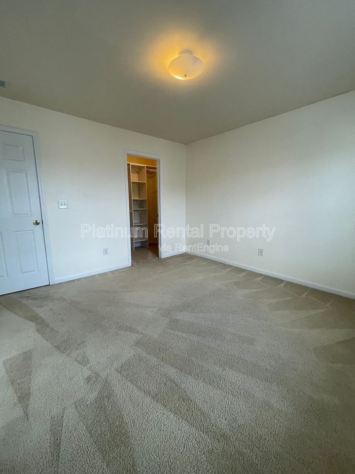 6913 Slate Stone Way Se #2 - Photo 5 of 30