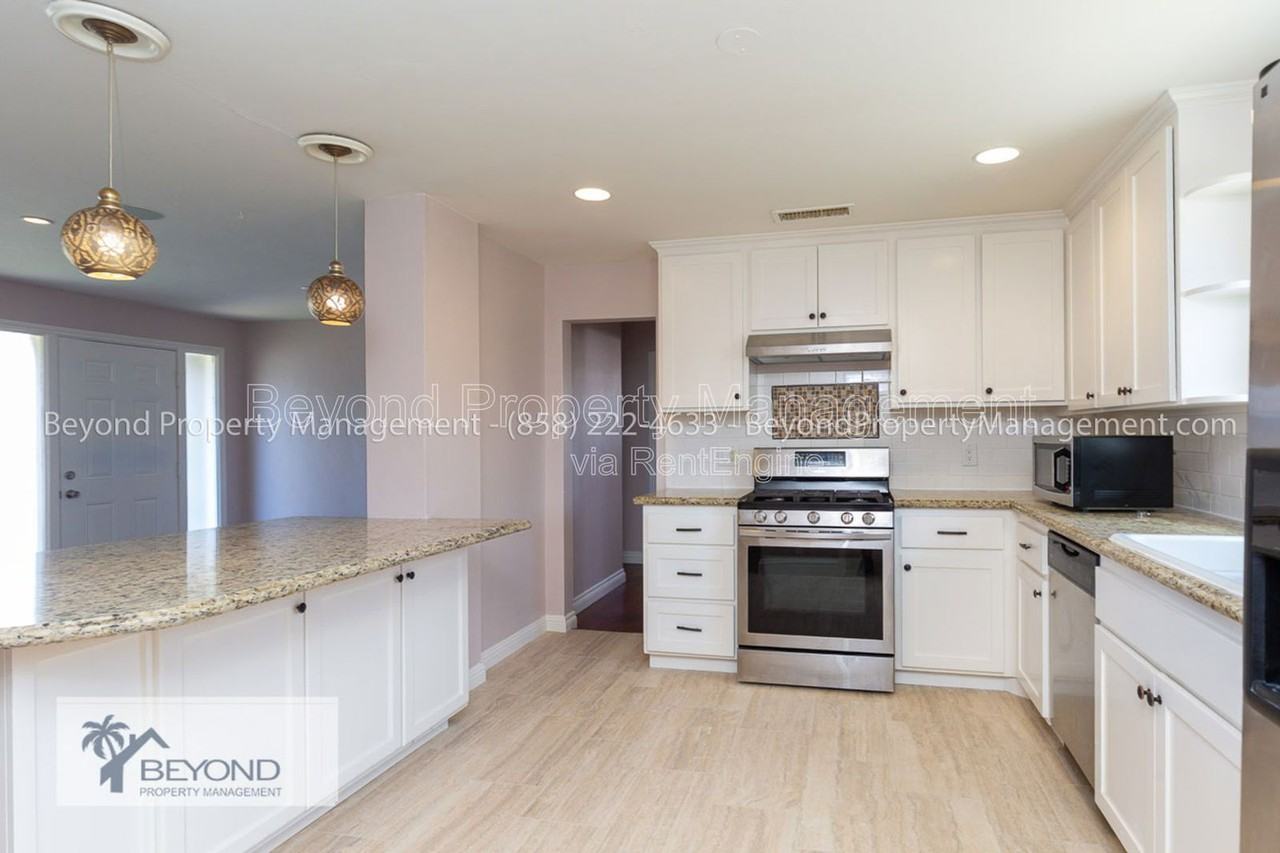 815 Whaley St - Photo 4 of 21