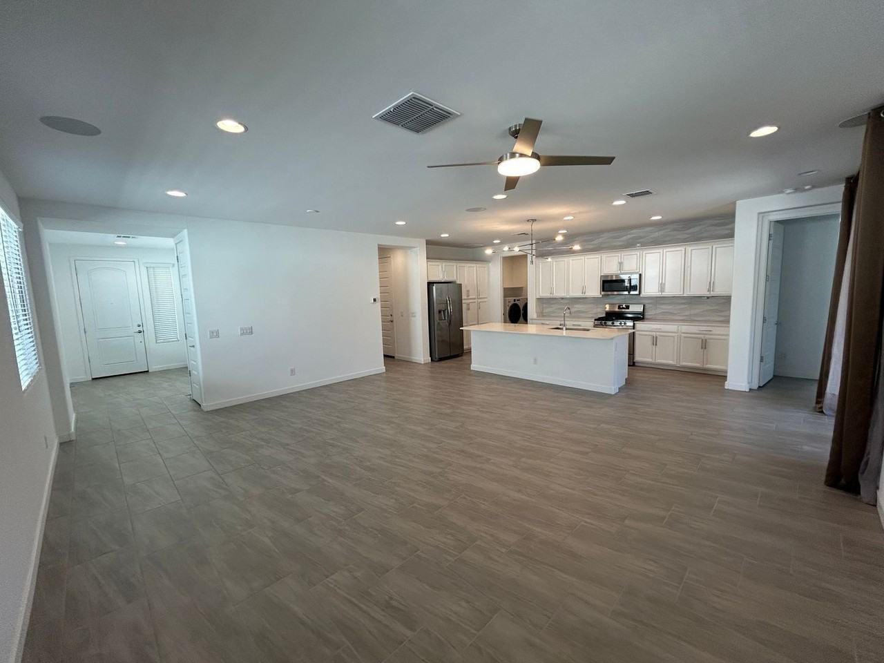 24874 N 172nd Ave - Photo 6 of 18