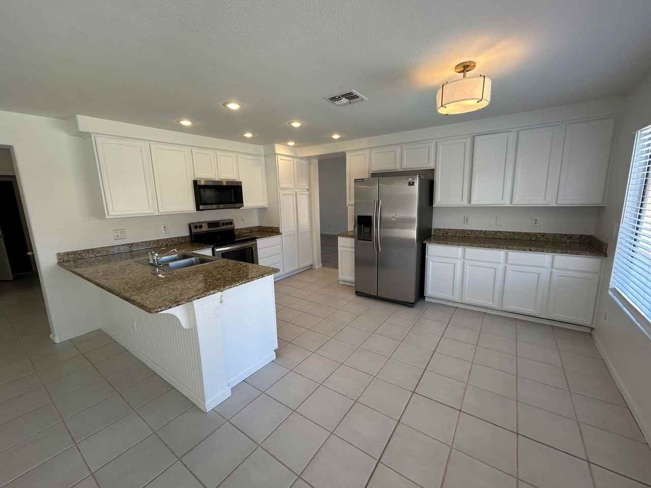 17315 N Kimberly Way - Photo 3 of 22