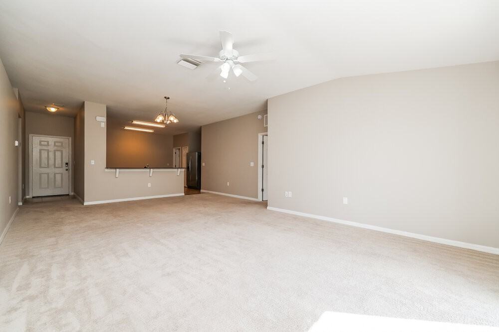 4013 Constantine Loop - Photo 3 of 16