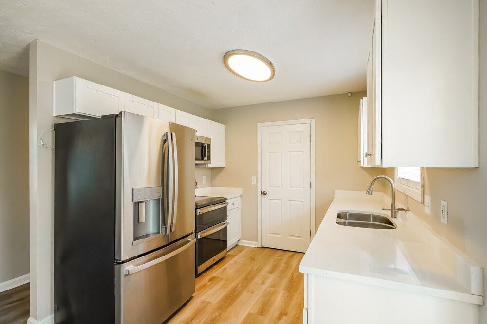 1995 Bolden Dr - Photo 7 of 17