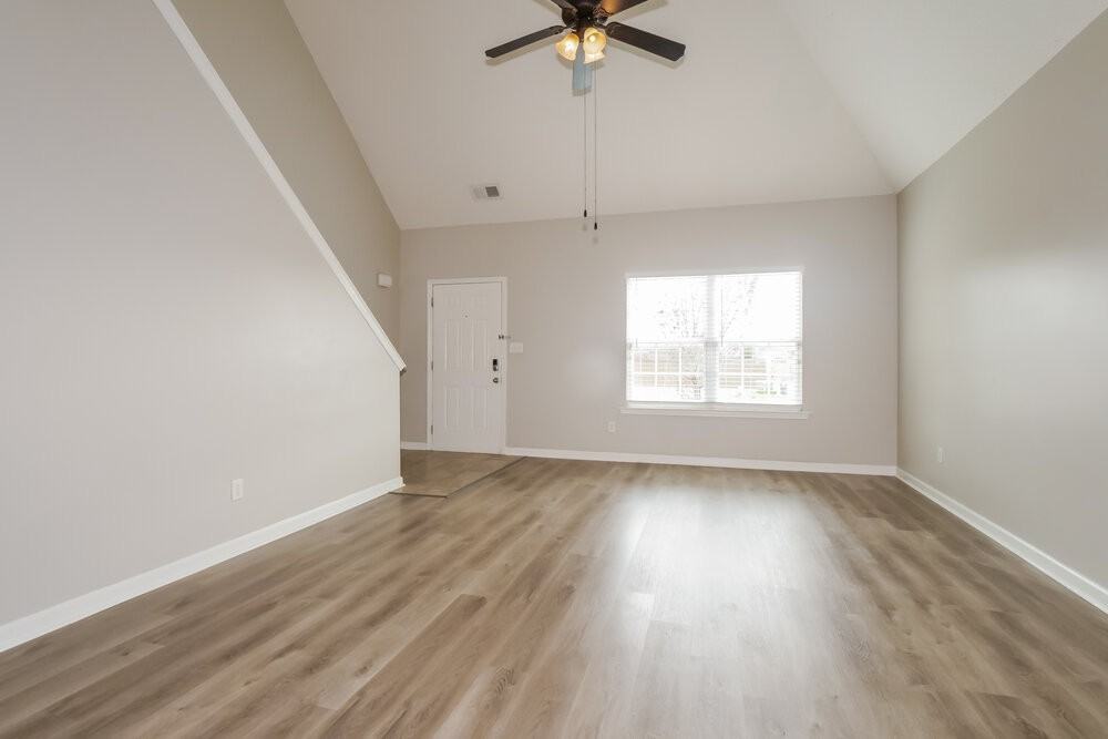 7957 Gardendale Dr - Photo 5 of 17