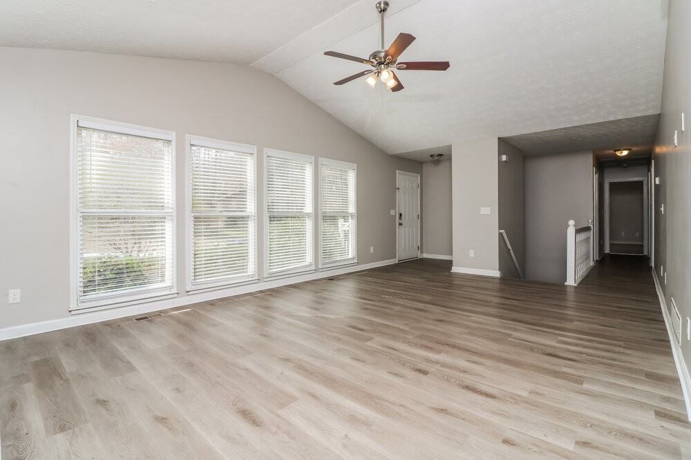 700 Gregory Manor Dr Sw - Photo 6 of 17