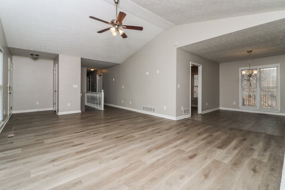 700 Gregory Manor Dr Sw - Photo 7 of 17