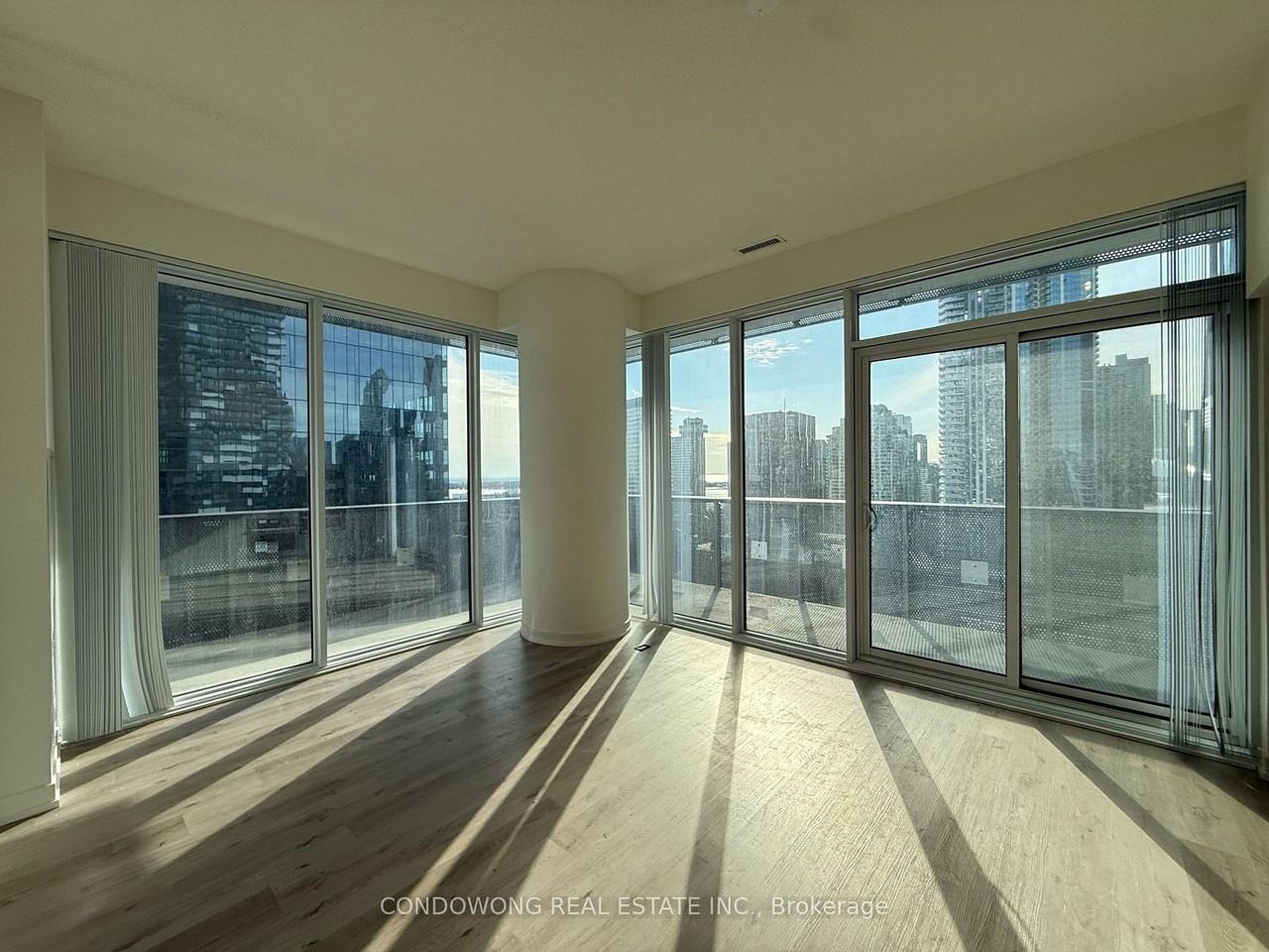 138 Downes Street #2211 - Photo 4 of 14