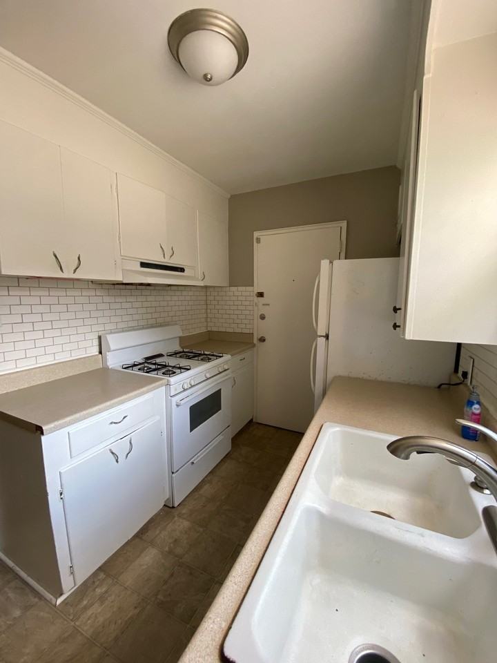 127 Crestview Dr #2 - Photo 7 of 14