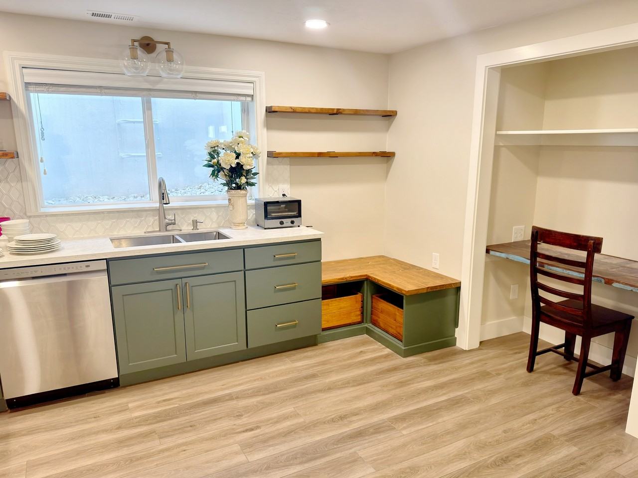 1812 N Heather Dr - Photo 7 of 10