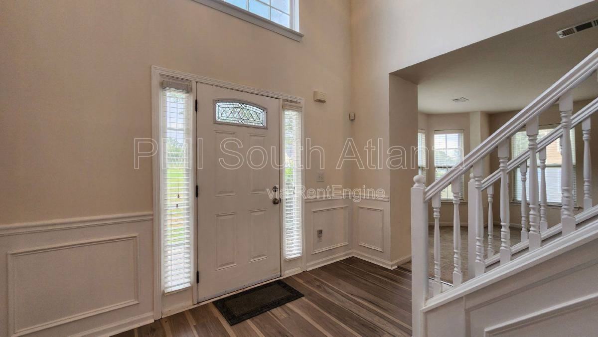 122 Brenleigh Park Dr - Photo 3 of 10