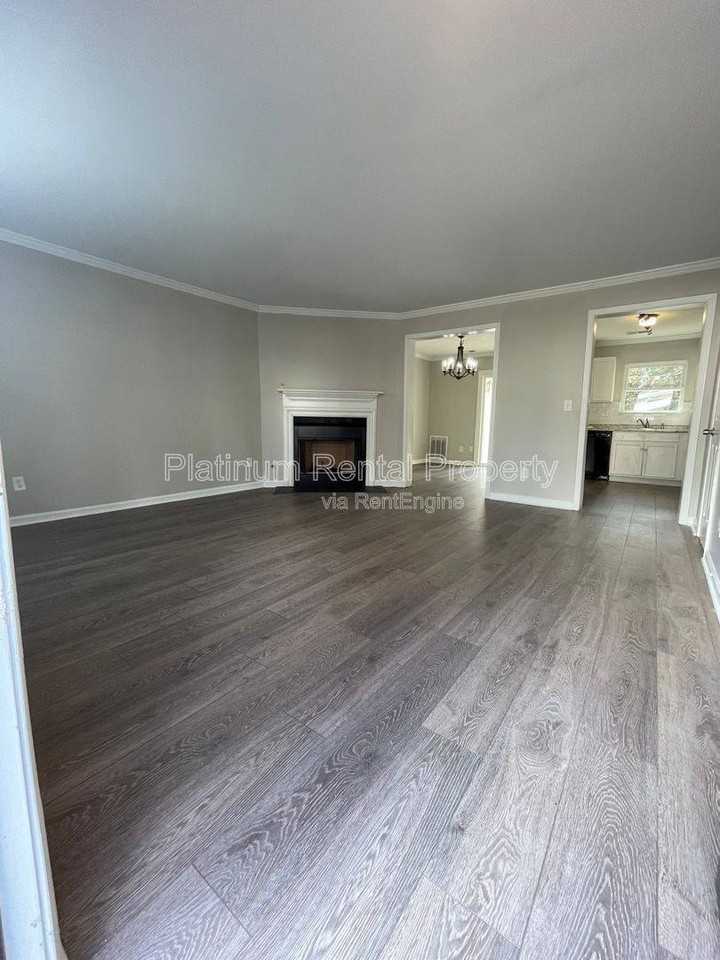 3575 Kennesaw Station Dr Nw - Photo 5 of 10