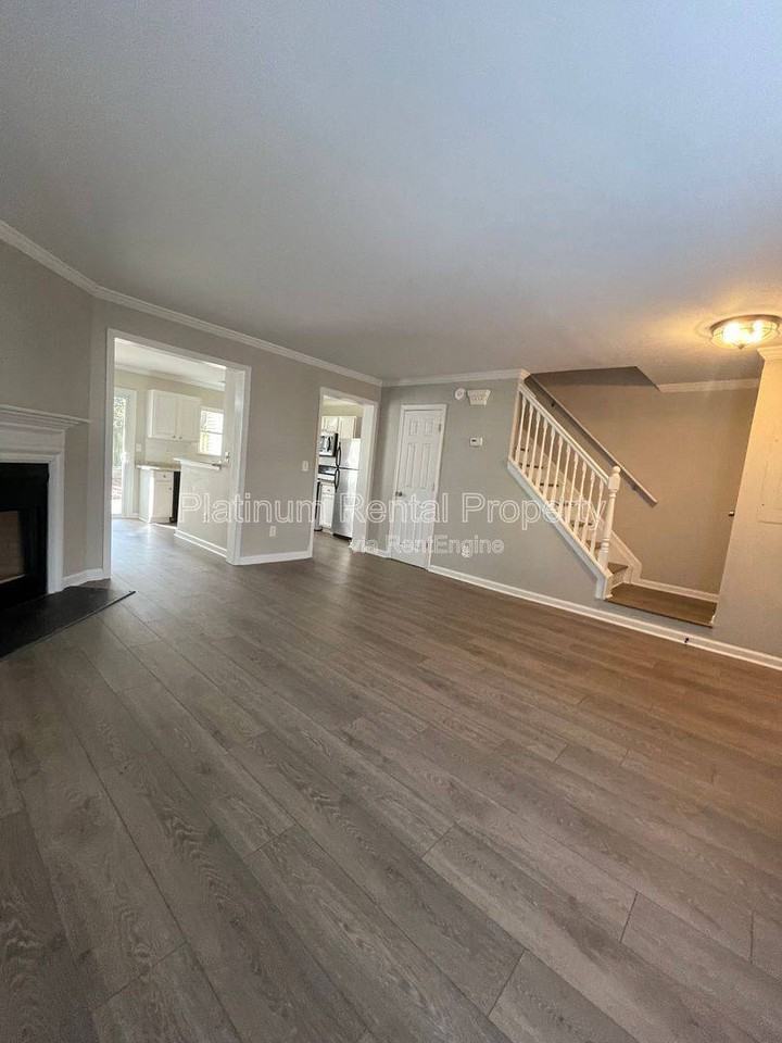 3575 Kennesaw Station Dr Nw - Photo 7 of 10