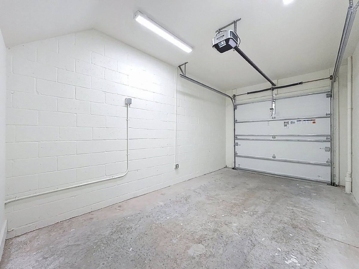 342 14th St N - Photo 3 of 10