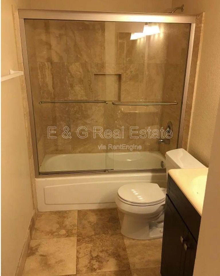 510 W University Dr #117 - Photo 5 of 10