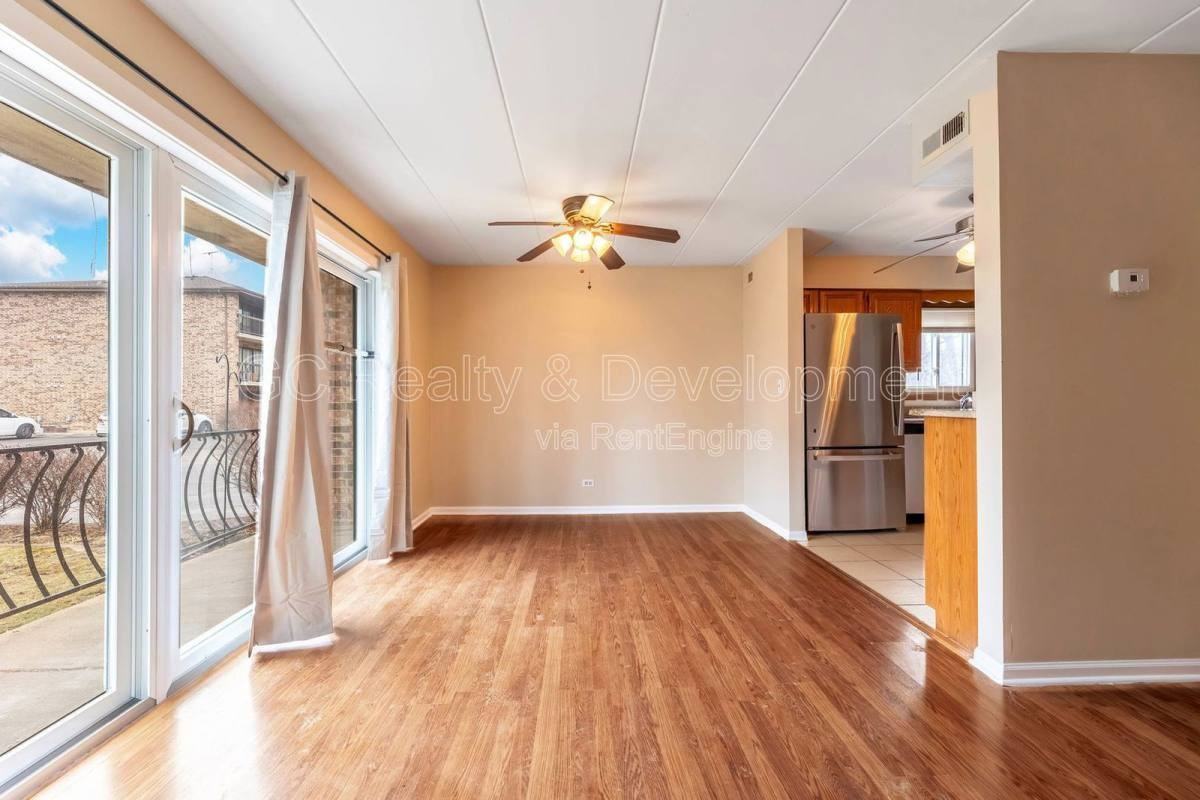 14810 Kenton Ave #1E - Photo 3 of 10