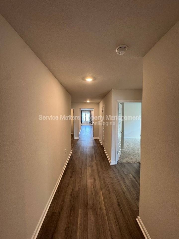 4408 White Cedar Ct - Photo 2 of 10