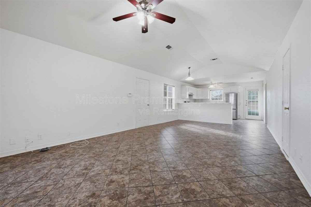 2418 Loy Lake Rd - Photo 3 of 10