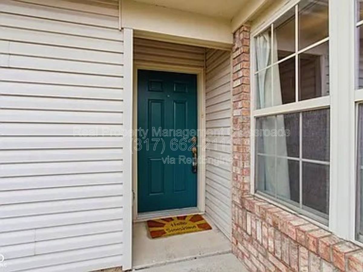 1217 Whittington Dr - Photo 3 of 10