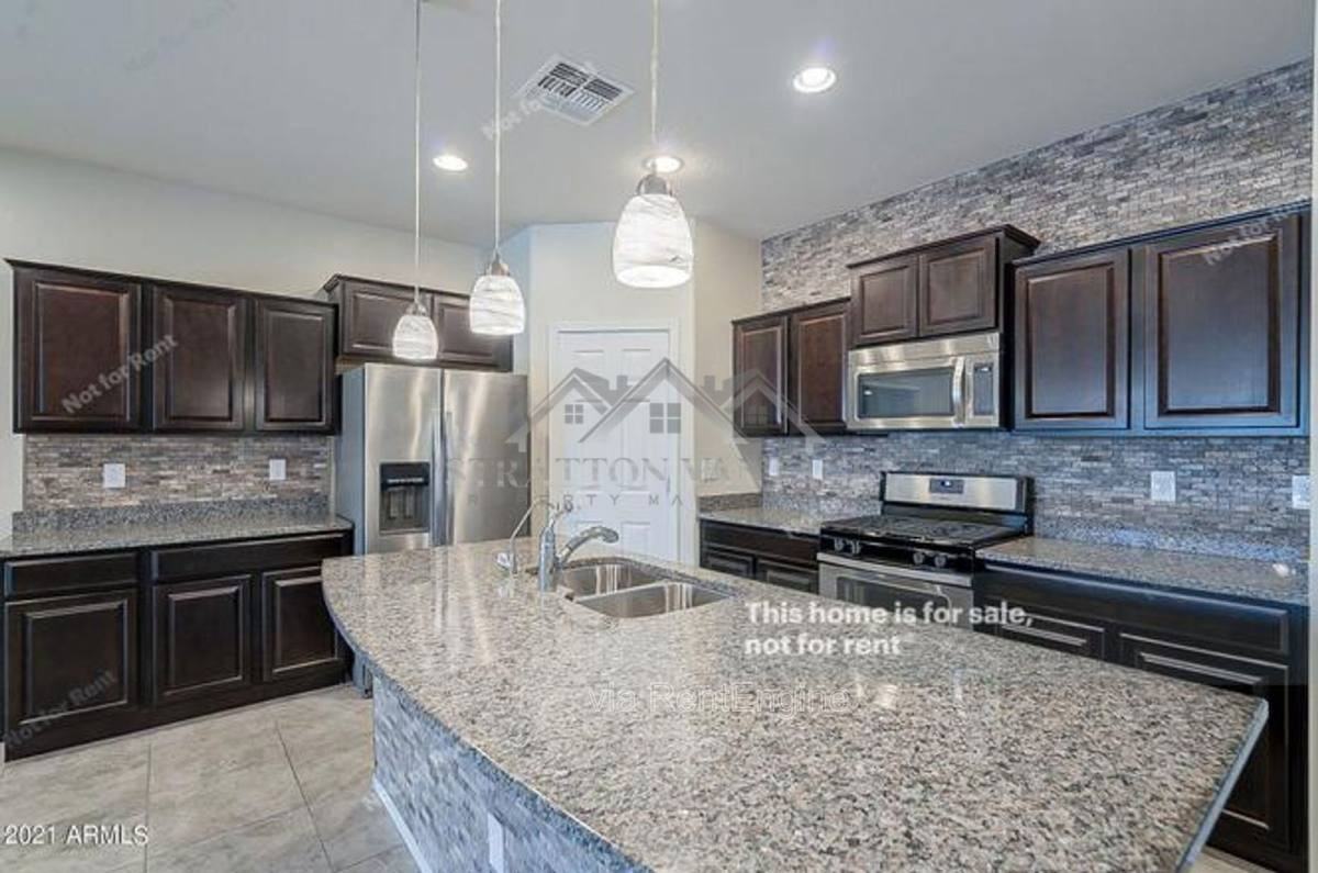 5629 W Montebello Way - Photo 3 of 10
