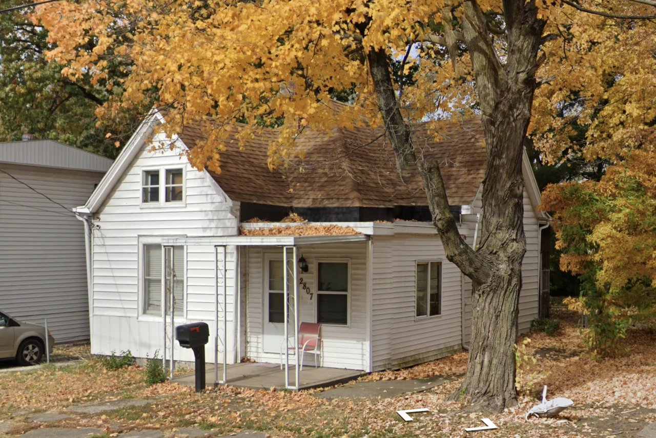 2807 W Marquette St - Photo 2 of 6