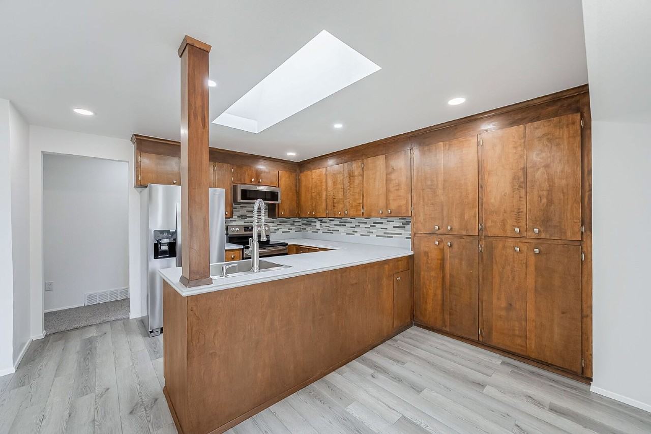 13918 Se 23rd St - Photo 6 of 32