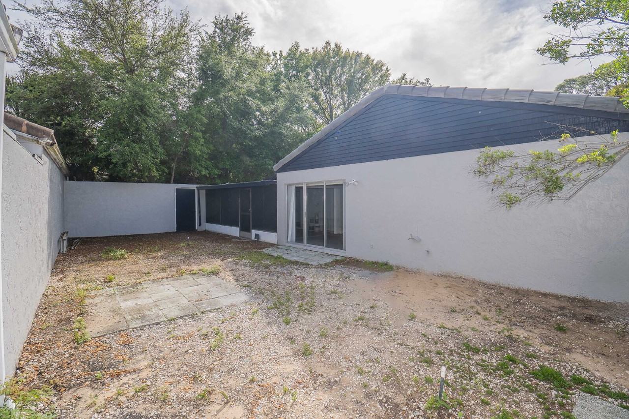 304 La Serena - Photo 5 of 24