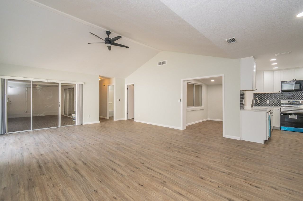 304 La Serena - Photo 6 of 24