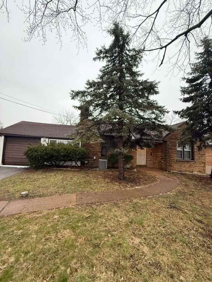 6320 Graham Rd - Photo 2 of 22