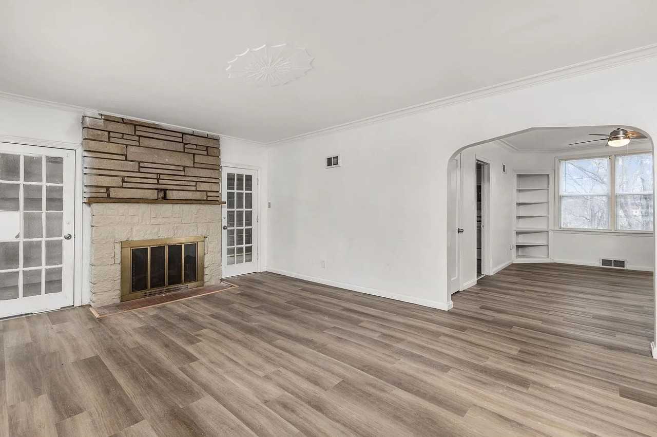 6320 Graham Rd - Photo 4 of 22