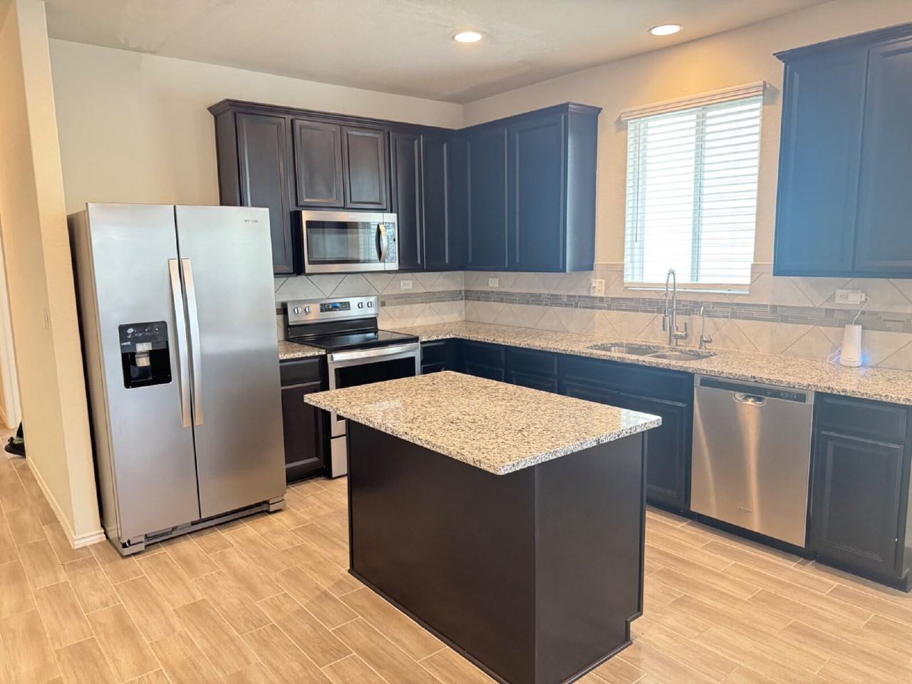 436 Holly Bush - Photo 4 of 14