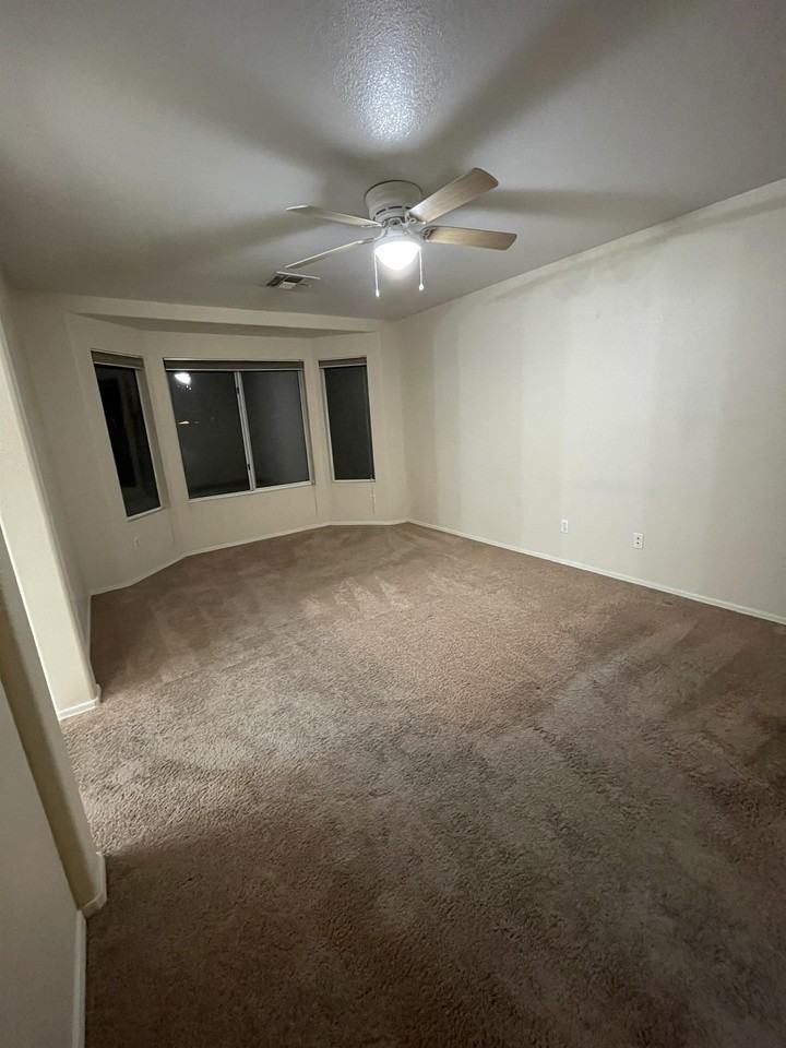 922 W Sierra Madre Ave - Photo 6 of 9