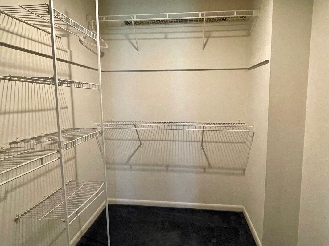 1954 Kennedy Dr ##101 - Photo 6 of 7