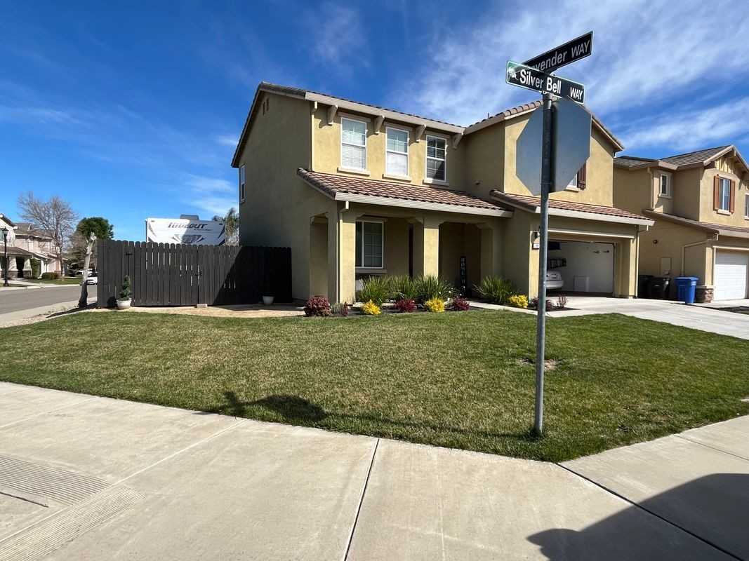 202 Silver Bell Way - Photo 2 of 24