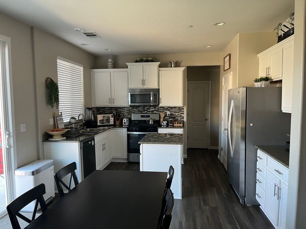 202 Silver Bell Way - Photo 7 of 24