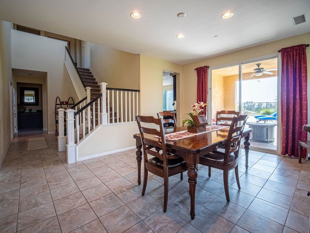 9275 Serenity St - Photo 6 of 43