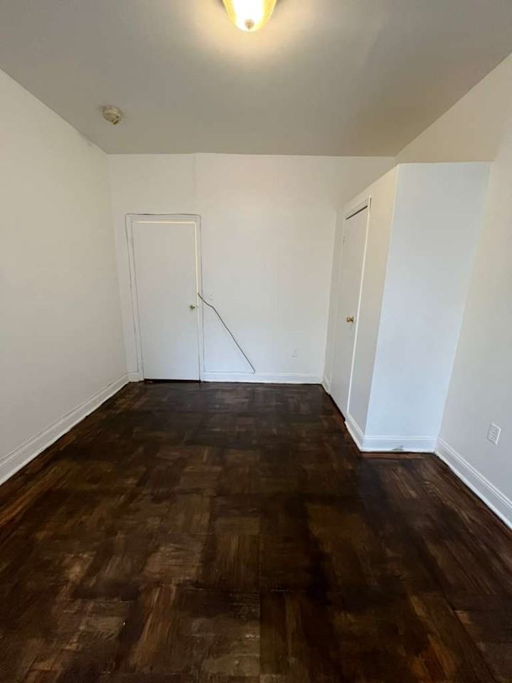 154 Belmont Ave - Photo 3 of 30