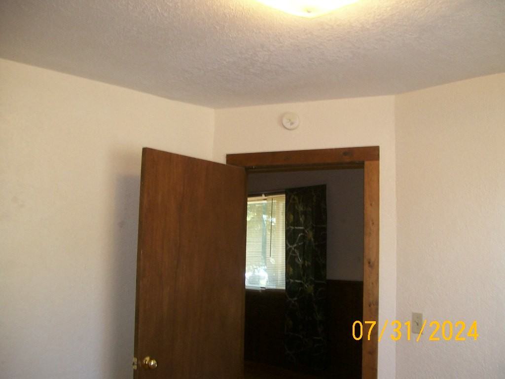 528 N M St #3 - Photo 6 of 50