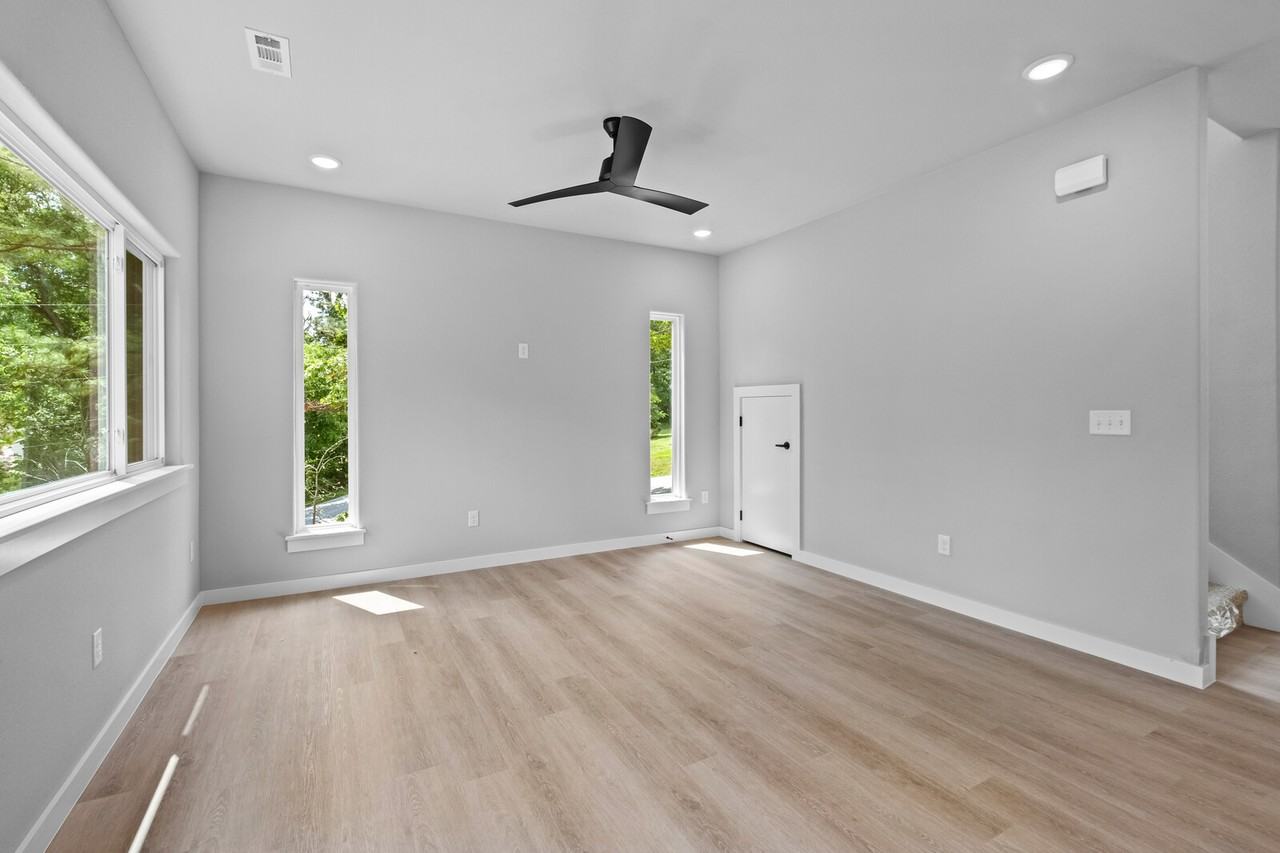 2 Brightling Ln - Photo 7 of 29