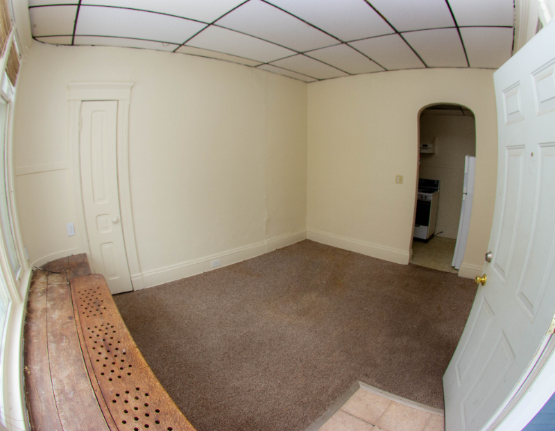 312 Woodward Ave #4 - Photo 3 of 9