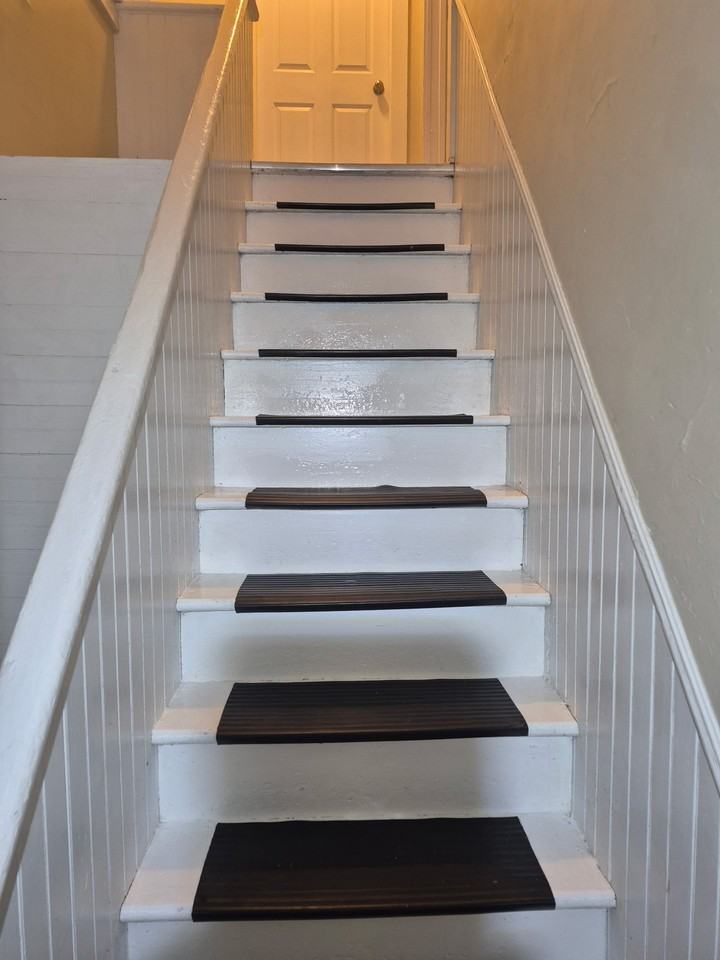 1302 14th St #3 - Photo 2 of 6