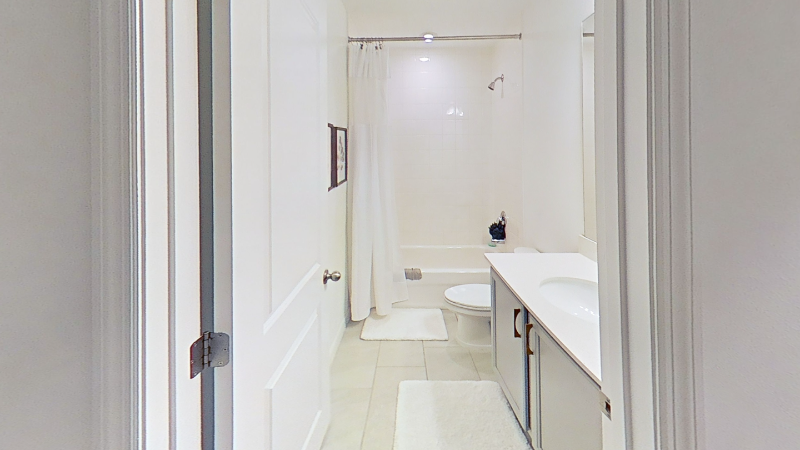 2138 Derwent Dr - Photo 3 of 8