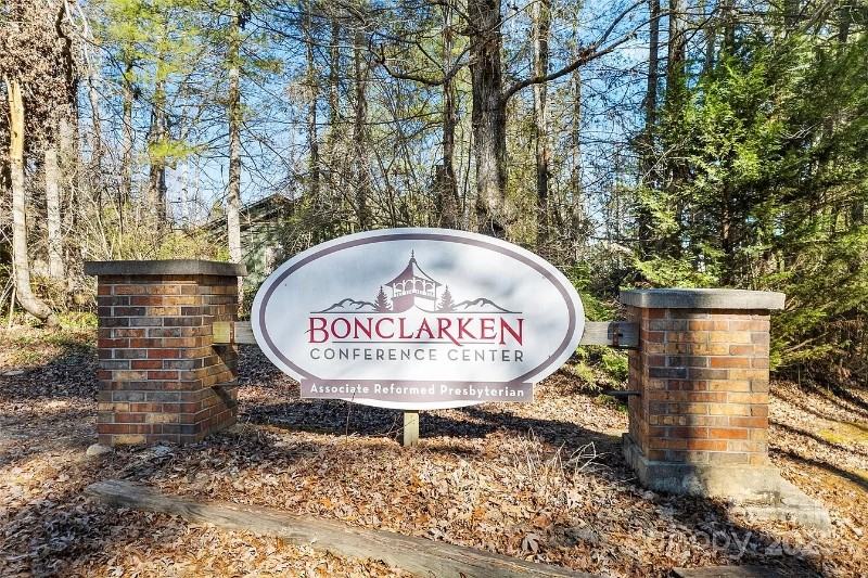 550 Kincross Dr - Photo 2 of 19