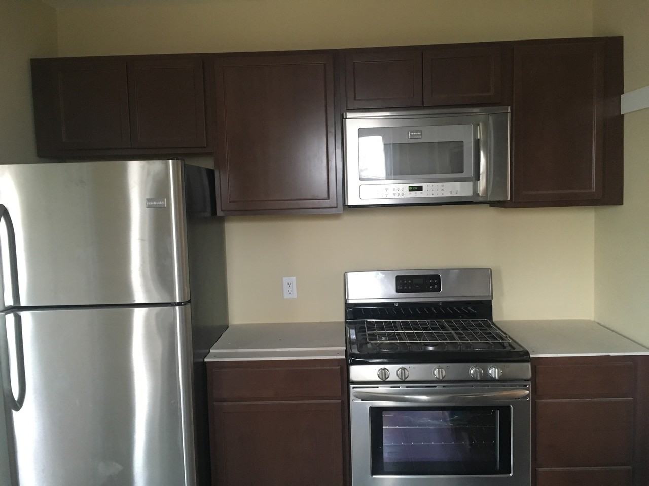 8 Center St - Photo 7 of 7