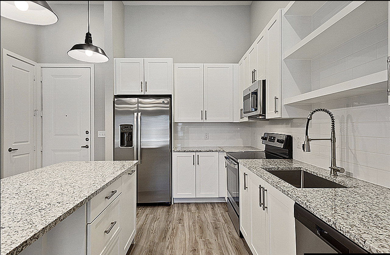 8200 Glenn Day Dr ##Tx - Photo 6 of 20