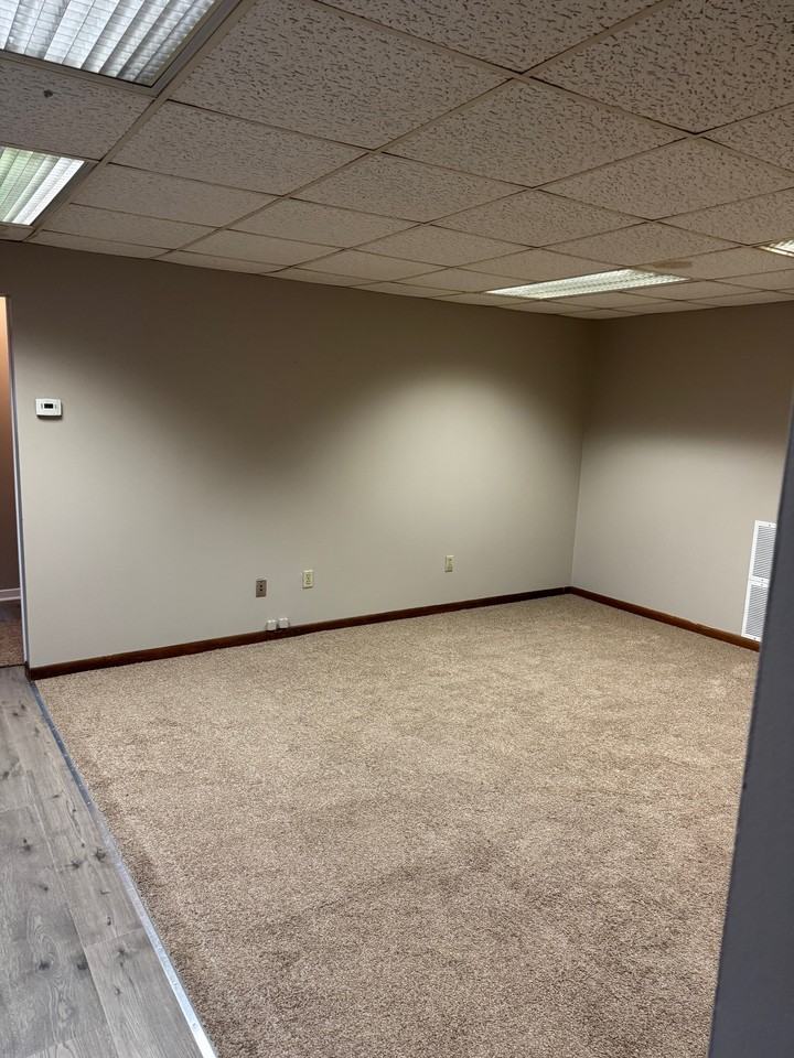 3910 William Flynn Hwy #2 - Photo 6 of 9